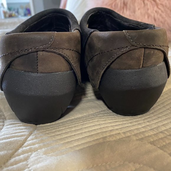 Lk New~ Merrell studded Suede Brown Mules-9 1/2 - Picture 7 of 13